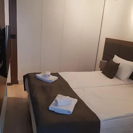Family Apartmans Harry- Apartmans Of The & Zoned, - Special Benefit, Children Up To 13 Years Of Age Accompanied By Two Adults For Free-parking-breakfast-pool&spa Aparthotel Kopaonik