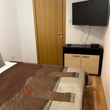 Family Apartmans Harry- Apartmans Of The & Zoned, - Special Benefit, Children Up To 13 Years Of Age Accompanied By Two Adults For Free-parking-breakfast-pool&spa Aparthotel 4*