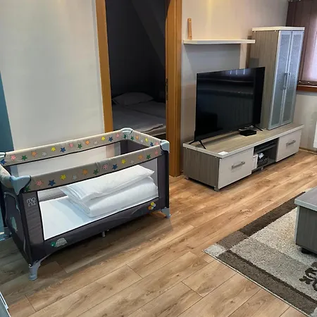 Family Apartmans Harry- Apartmans Of The & Zoned, - Special Benefit, Children Up To 13 Years Of Age Accompanied By Two Adults For Free-parking-breakfast-pool&spa Aparthotel 4*